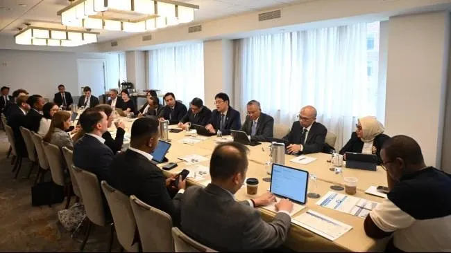 Menkeu Purbaya Temui 18 Investor Global di Washington DC, Bahas Strategi Ekonomi dan APBN