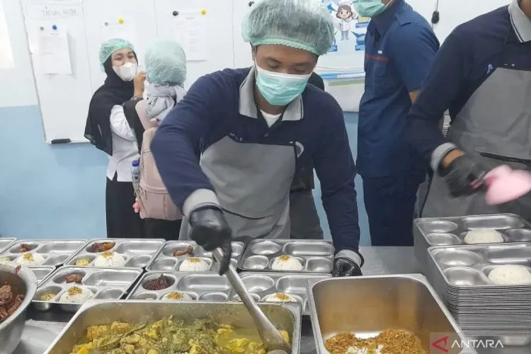 DPR Minta Kementerian UMKM Perkuat Transparansi Keterlibatan UMKM dalam Program MBG
