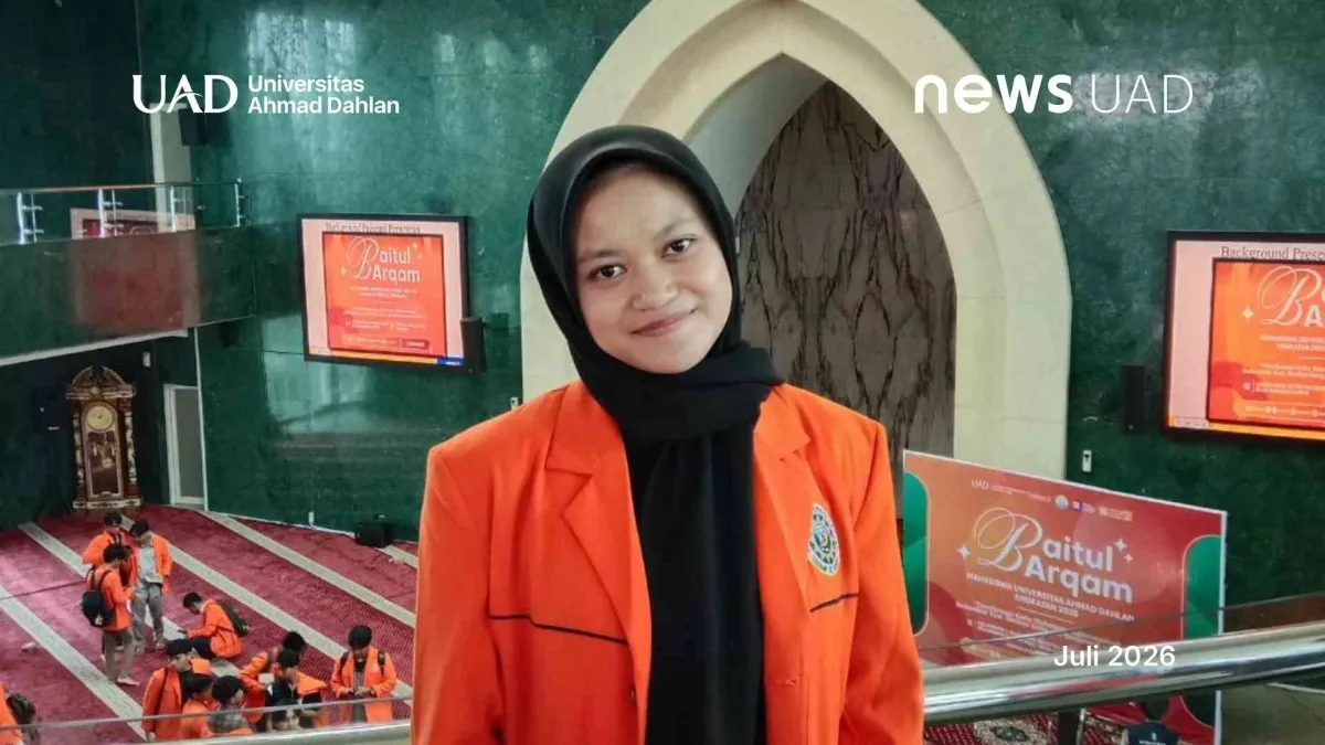 Mahasiswa Sastra Indonesia UAD Raih Juara II Kompetisi Oral Nasional Bertema Sosial, Sastra, dan Budaya
