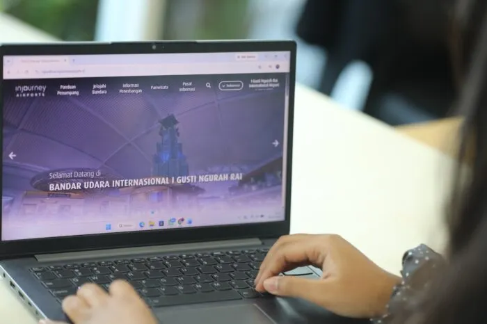 Bandara I Gusti Ngurah Rai Luncurkan Website Baru dan Aplikasi ExperIA