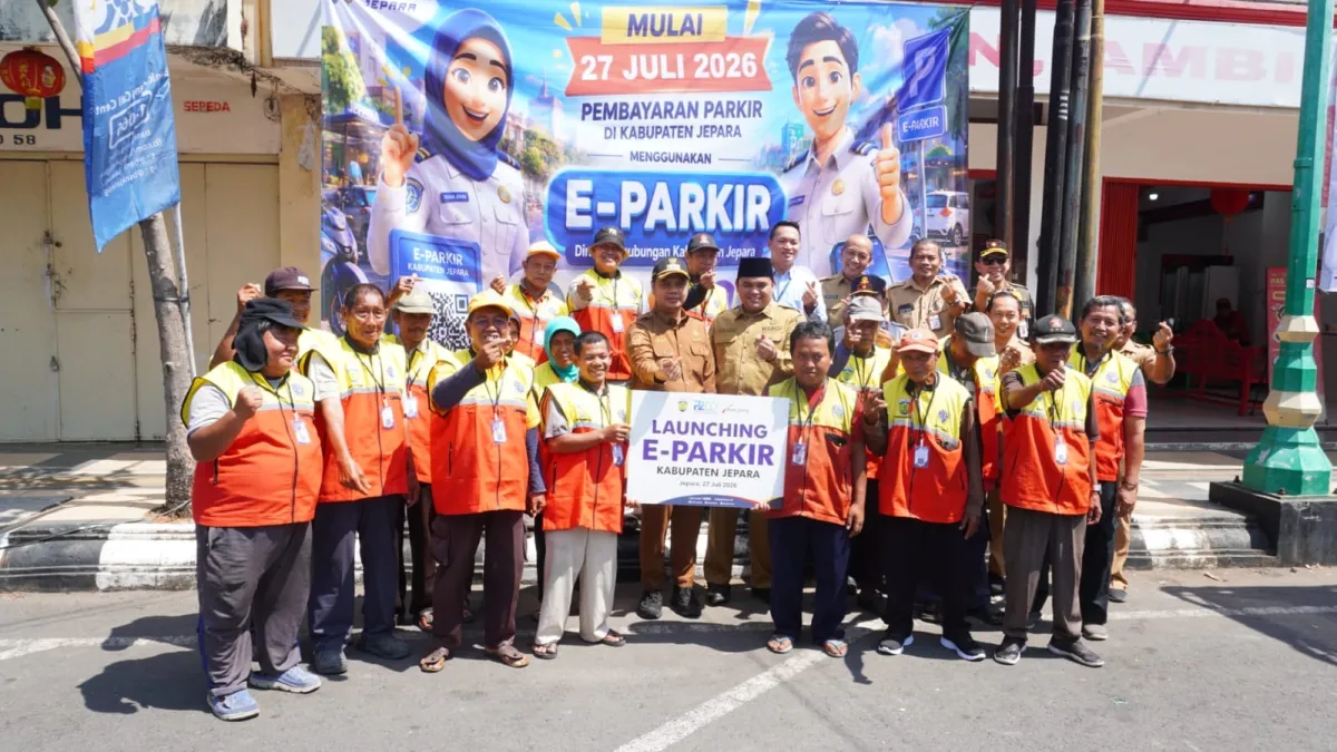 Pemkab Jepara Resmikan e-Parkir Berbasis QRIS di Jalan Diponegoro