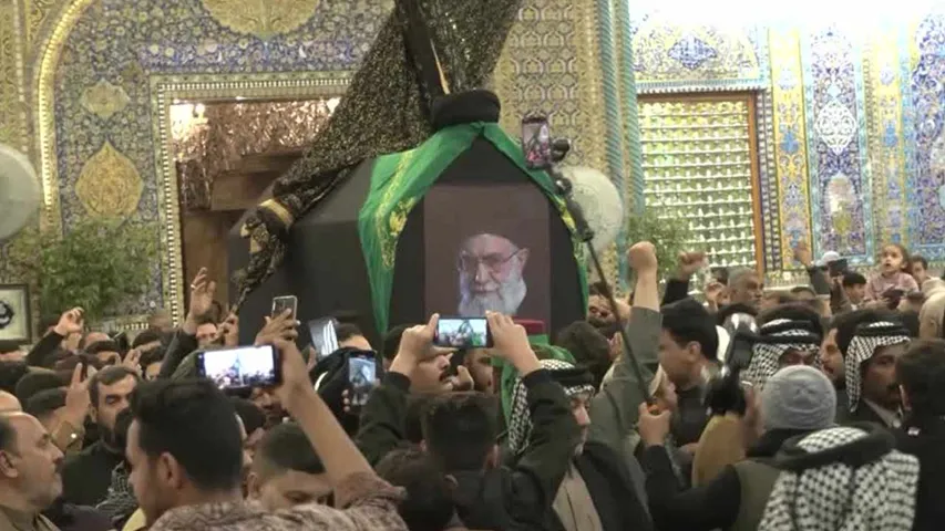 Mengapa Iran Terus Melawan Meski Terpukul: Suksesi Cepat, Kartu Hormuz, dan Tekanan Politik Internal