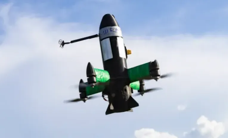 Drone Ukraina Menyerang Fasilitas Minyak Rusia, Sementara Kyiv dan Moskow Saling Serang