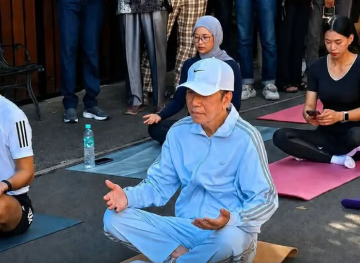 Rangkuman Luas, Mendalam, dan Komprehensif: Jokowi Turun Gunung Keliling Indonesia