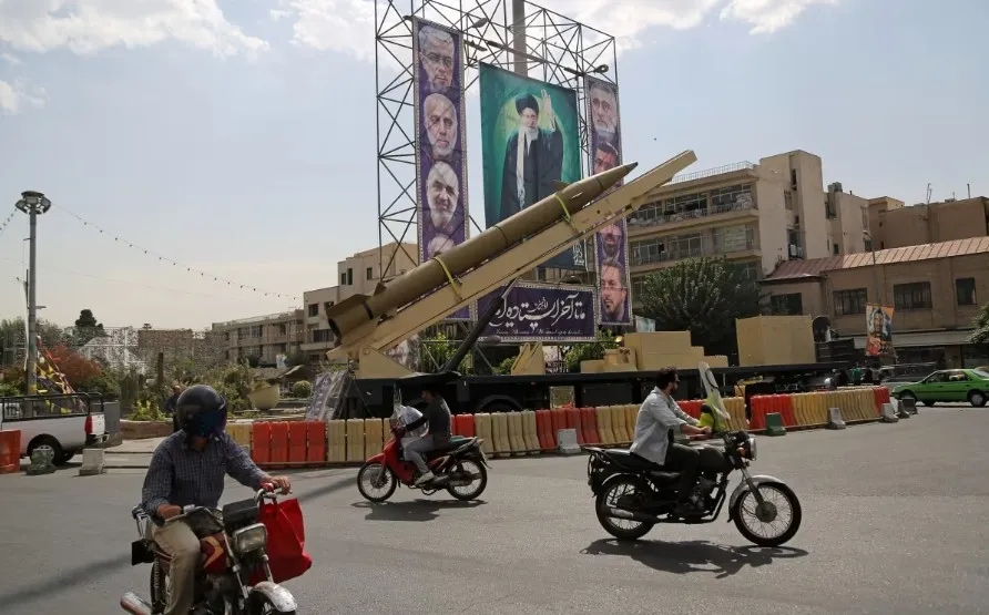 Suasana di Teheran, ibu kota Iran.