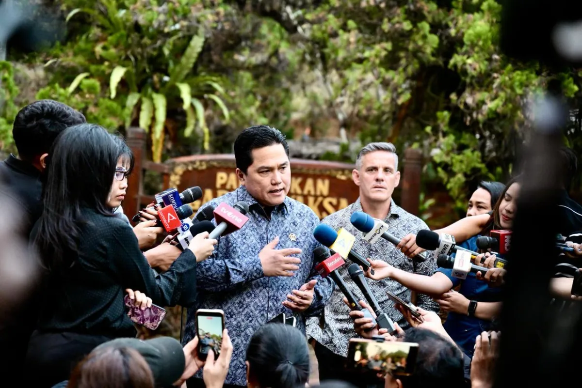 Erick Thohir dan John Herdman usai bertemu Presiden Prabowo.