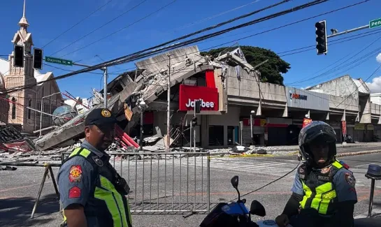 Dampak gempa di Filipina.