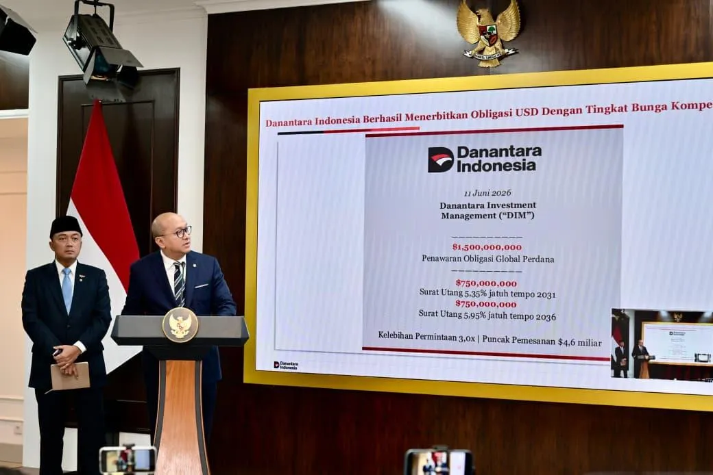 Menteri Investasi dan Hilirisasi/Kepala BKPM sekaligus Chief Executive Officer (CEO) Danantara Indonesia Rosan Roeslani beri paparan.