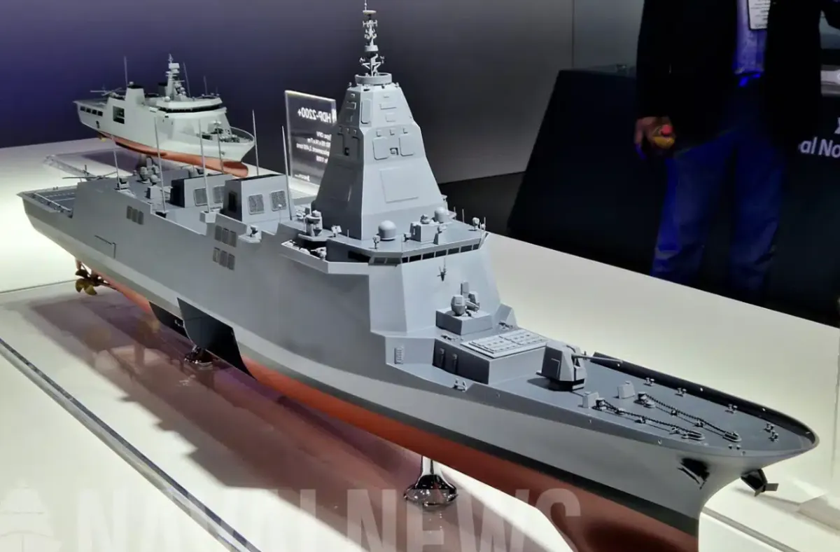 Model kapal KDDX Korea Selatan.