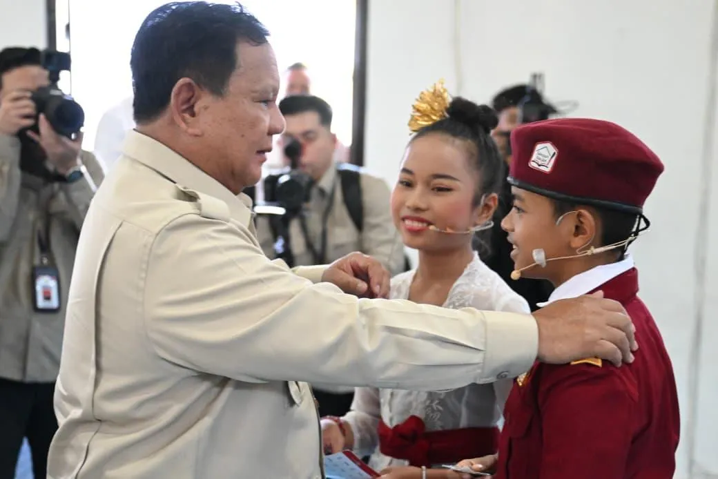 Kunjungan Presiden Prabowo Subianto ke Sekolah Rakyat Menengah Pertama (SRMP) 17 Tabanan, Bali, pada Minggu (07/06/2026).