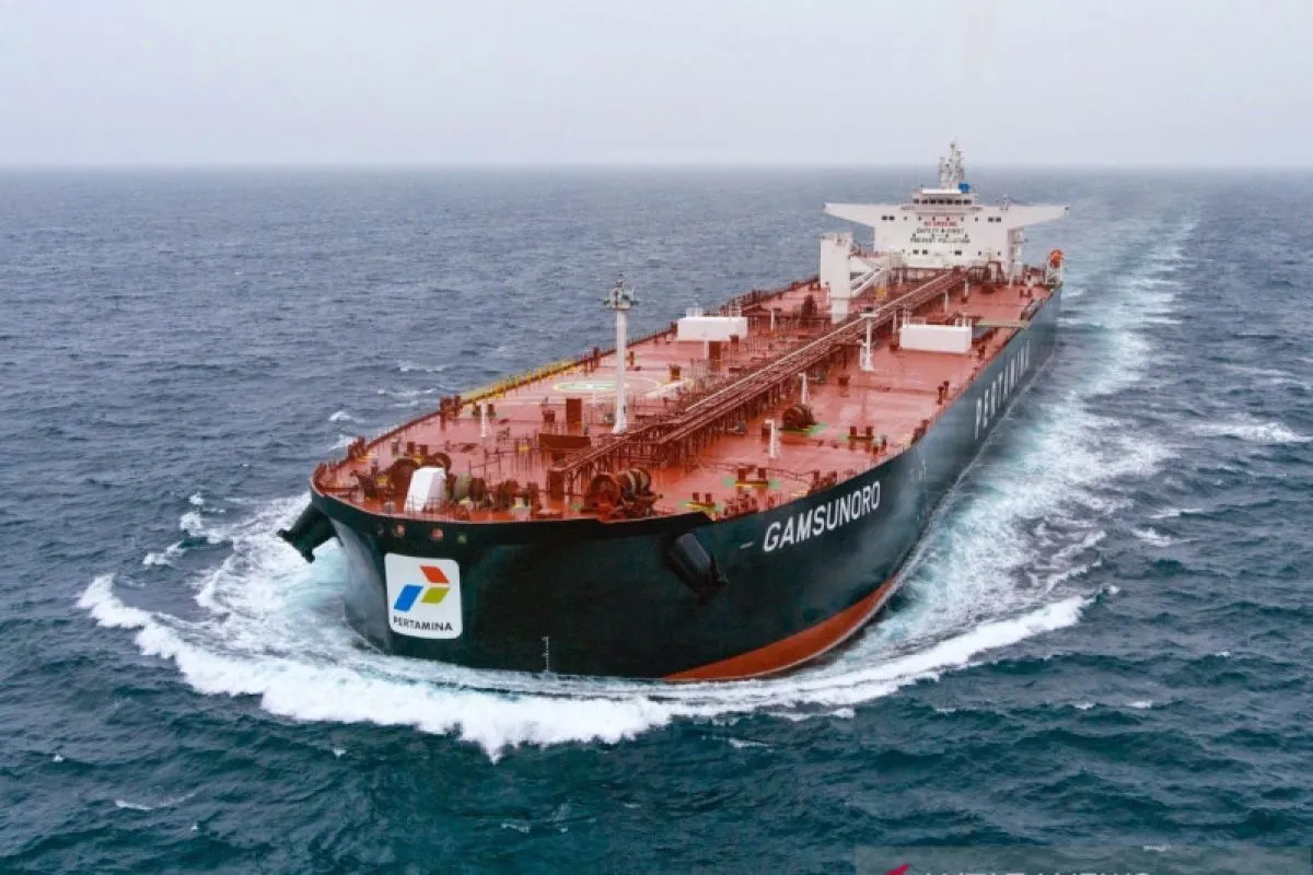 Kapal tanker minyak di Selat Hormuz.