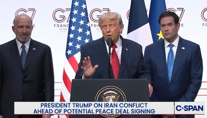 Presiden Trump mengumumkan kesepakatan dengan Iran.