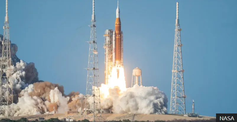 Peluncuran roket Artemis II. Kini disiapkan peluncuran Artemis III.