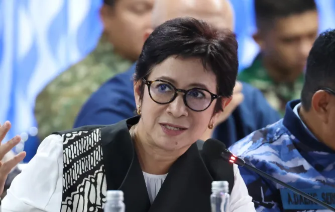 Anggota Komisi I DPR RI Nurul Arifin, dalam Kunjungan Kerja spesifik Komisi I DPR RI di Markas Komando Operasi Udara II Makassar, Jumat (12/6/2026).
