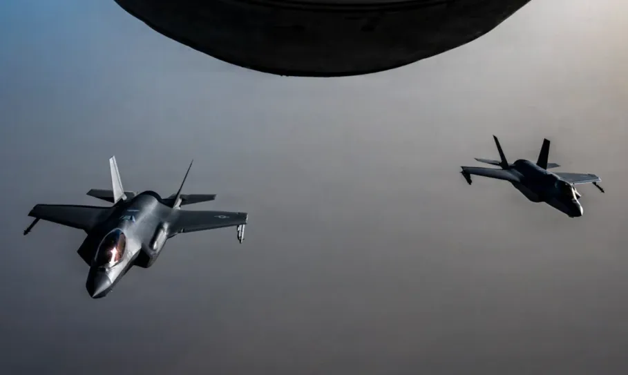 Pasukan AS Menembak Jatuh 2 Drone Iran yang Mengancam Lalu Lintas Selat Hormuz, Kata CENTCOM