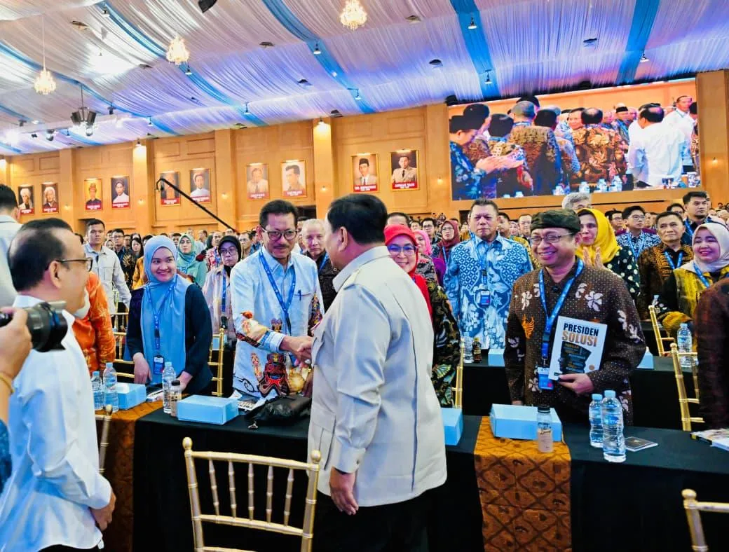 Presiden saat membuka Sarasehan Kebangsaan Konvensi Sains, Teknologi, dan Industri Indonesia (KSTI) Tahun 2026 yang digelar di Jakarta.