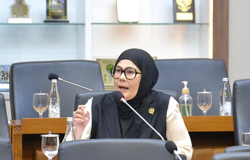 Anggota panitia kerja air minum dalam kemasan Komisi VII DPR RI, Eva Monalisa.