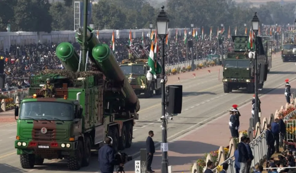Rudal jelajah BrahMos di India.