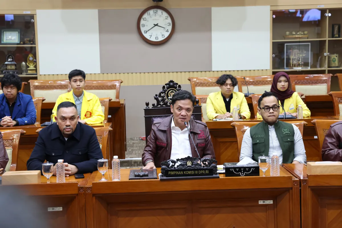 Ketua Komisi III DPR RI Habiburokhman dalam Konferensi Pers yang digelar di Nusantara I, DPR RI, Senayan, Jakarta, Sabtu (11/7/2026).