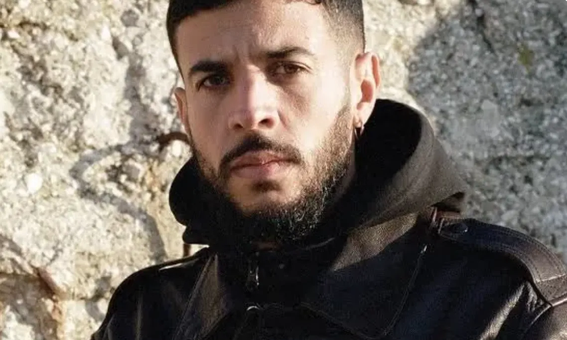 Rapper Maroko yang vokal, Mehdi El Youbi.