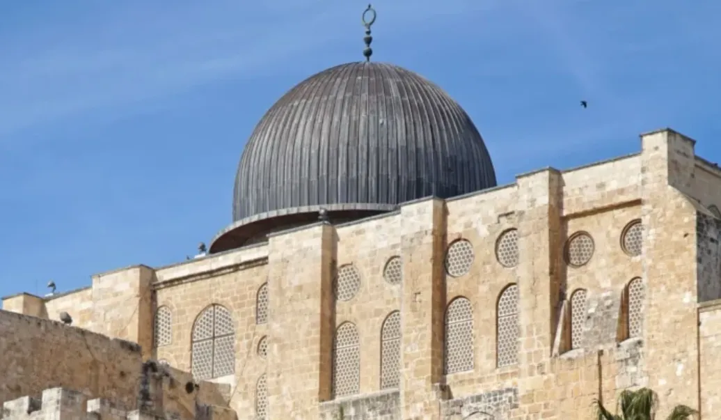 Masjid Al-Aqsa di Yerusalem Timur, kota yang diduduki Zionis Israel.