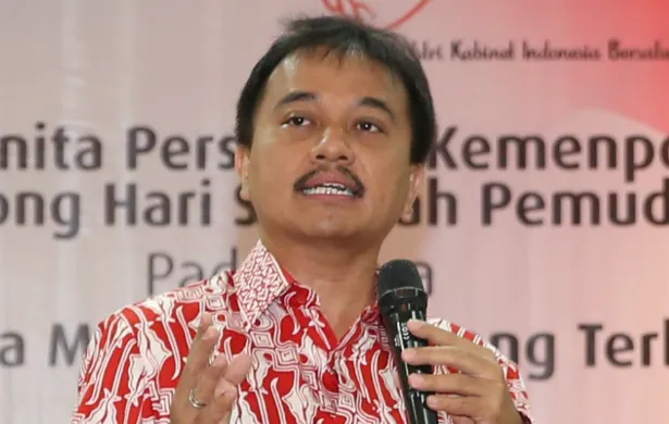 Roy Suryo.