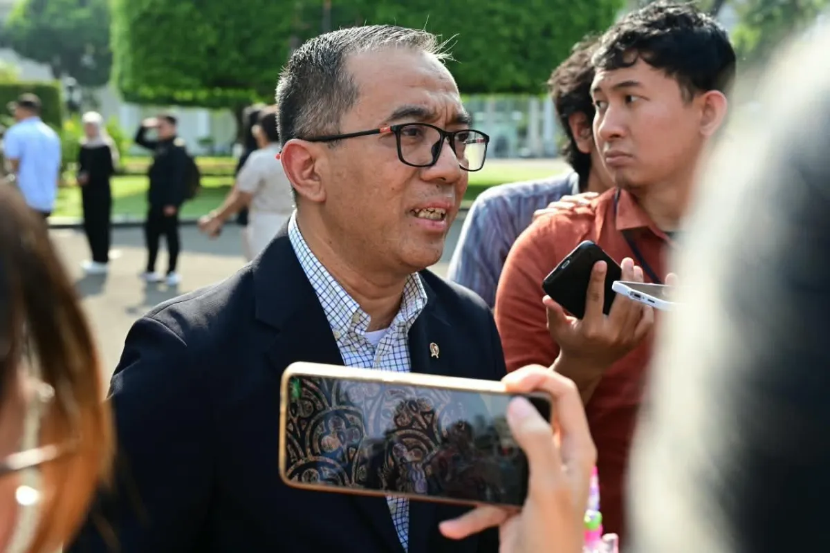 Menteri Pendidikan Tinggi, Sains, dan Teknologi (Mendiktisaintek) Brian Yuliarto.