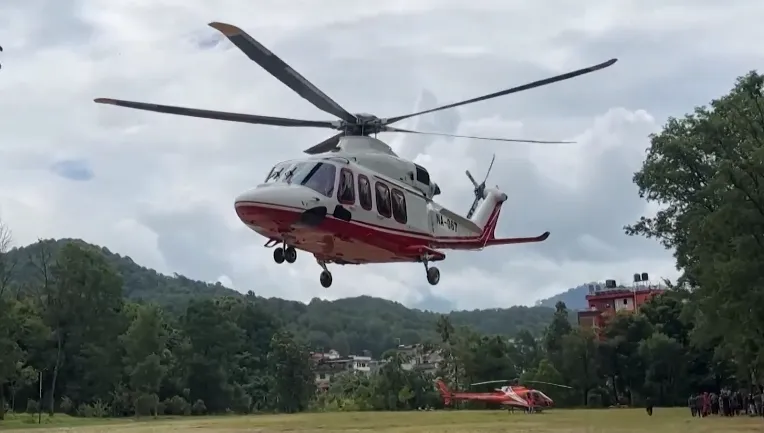Helikopter yang rentan terhadap debu vulkanik.