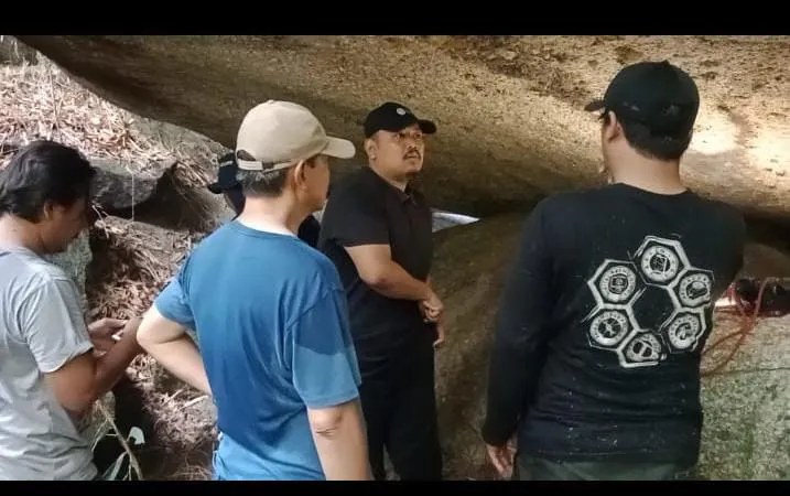 Tim peneliti Badan Riset dan Inovasi Nasional (BRIN) yang diketuai oleh Dr. Moh. Mualliful Ilmi, S.Si., M.Si.