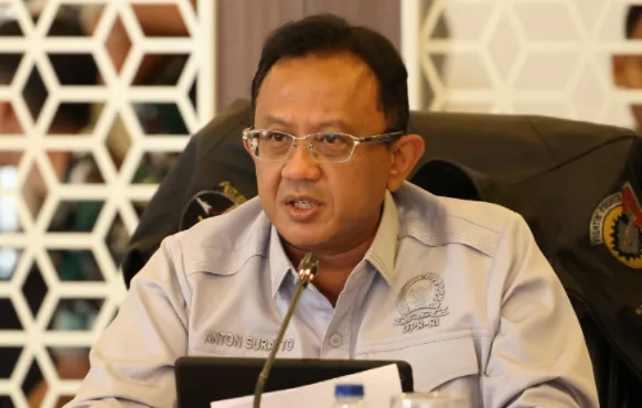 Wakil Ketua Komisi I DPR RI Anton Sukartono Suratto.