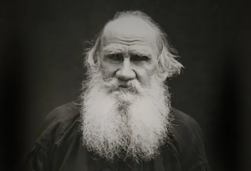 Sastrawan besar Rusia, Tolstoy, yang menjadikan Nabi Muhammad SAW sebagai salah satu guru spiritualnya.