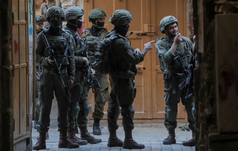 Tentara Zionis Israel di Tepi Barat, Palestina.
