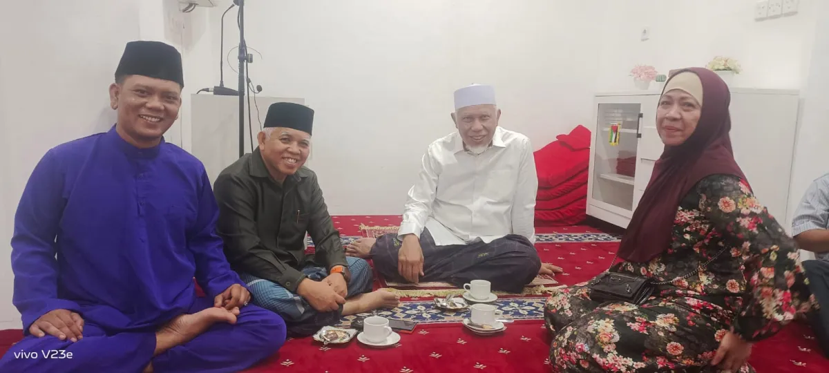 Panitia Konser Penghormatan untuk maestro musik Minang, Mak Etek B. Andoeska, diterima Gubernur Sumbar H. Mahyeldi Ansharullah di Masjid Gubernuran.