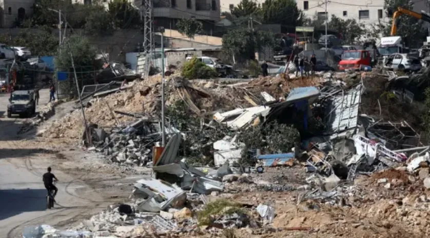 Rumah-rumah warga Palestina di Tepi Barat yang dihancurkan tentara Zionis Israel.