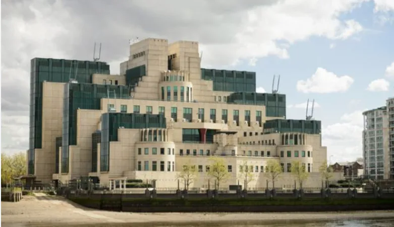 Markas badan intelijen Inggris MI5.