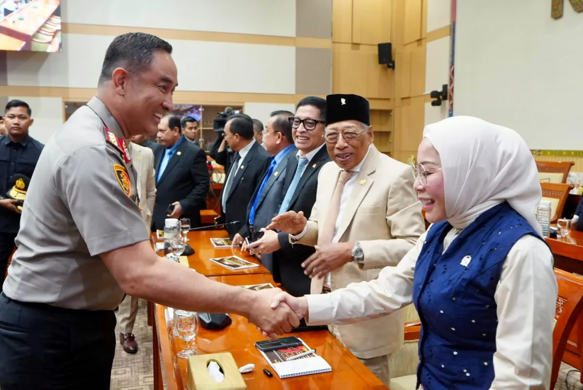 Anggota Komisi III DPR RI Lola Nelria Oktavia dalam Rapat fit and proper test Komisi III di Senayan, Jakarta, Kamis (1/10/2026).