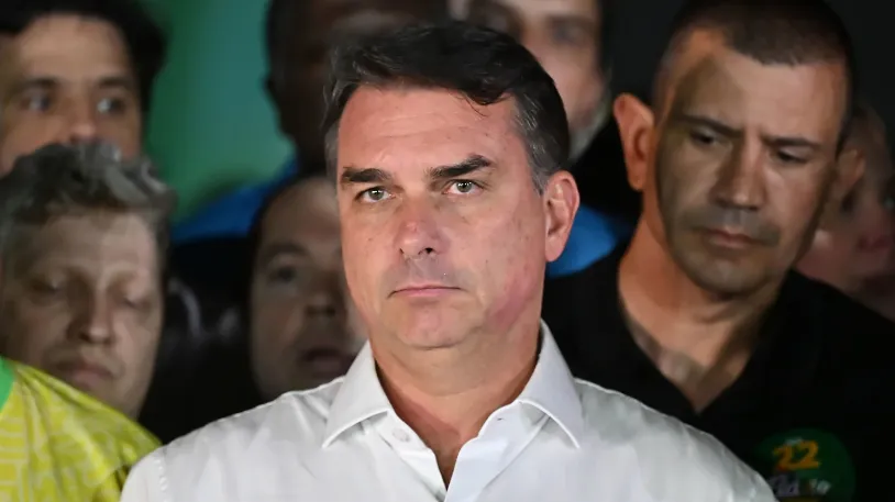Senator Flávio Bolsonaro.