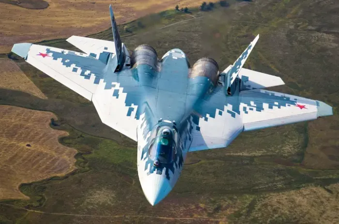 Sukhoi Su-57 Rusia, yang dikenal NATO sebagai Felon.