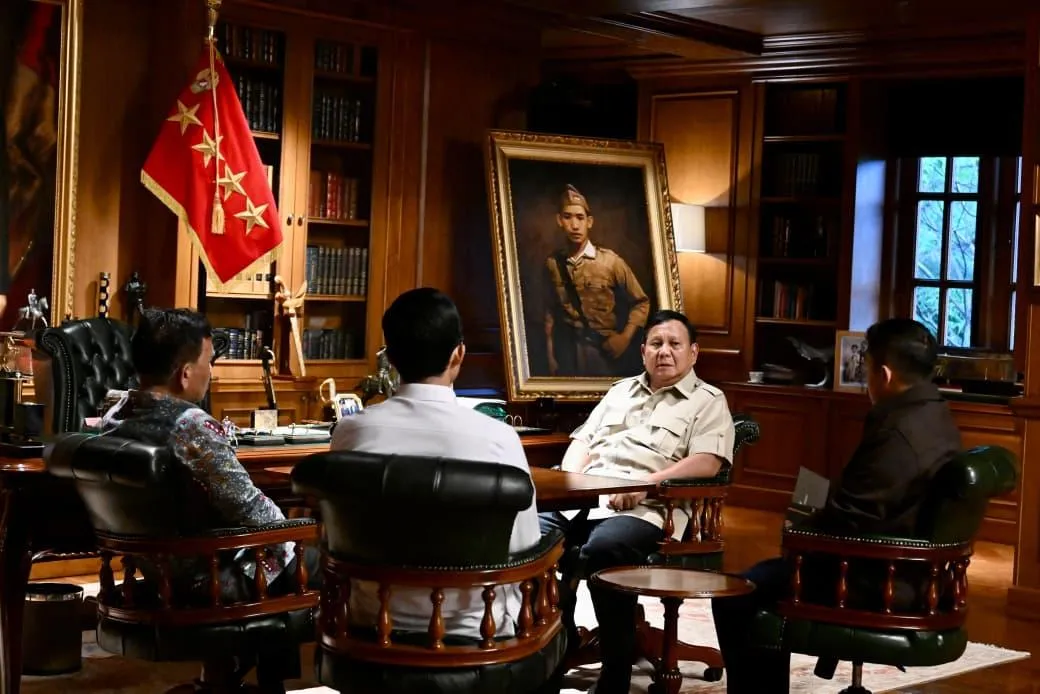 Pertemuan Prabowo dengan Syahganda dan Fadli.