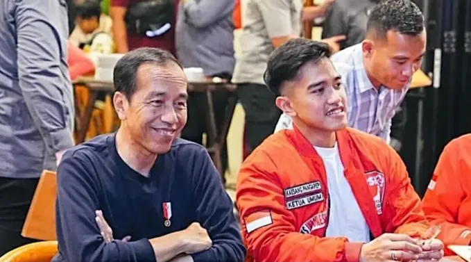 Jokowi dan Kaesang Pangarep.