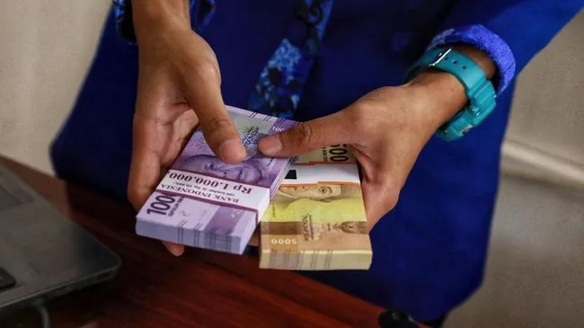 Rupiah Menguat Terhadap Dolar AS, Bagaimana dengan Mata Uang Utama Lain?