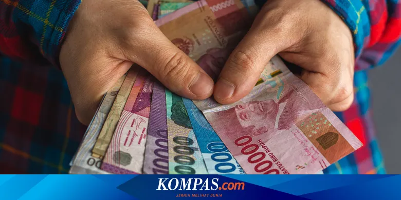 Rupiah Melemah Tipis, IHSG Cetak Rekor Tertinggi di Awal Perdagangan Selasa